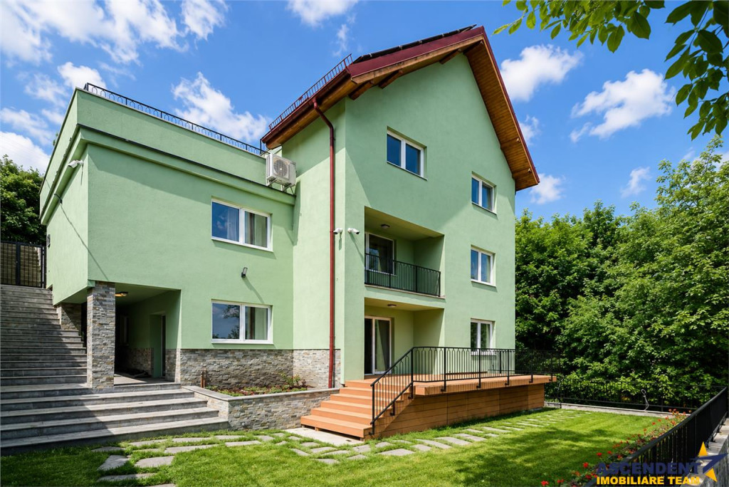 Vila exclusivista, aspect modern in eleganta prezentare, Cen