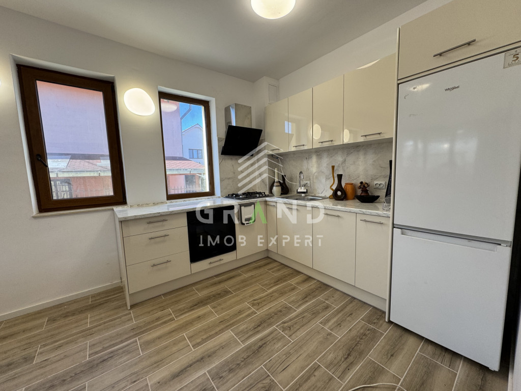 Casă individuală–160 mp | 5 camere | 4 bai | 4 parcări