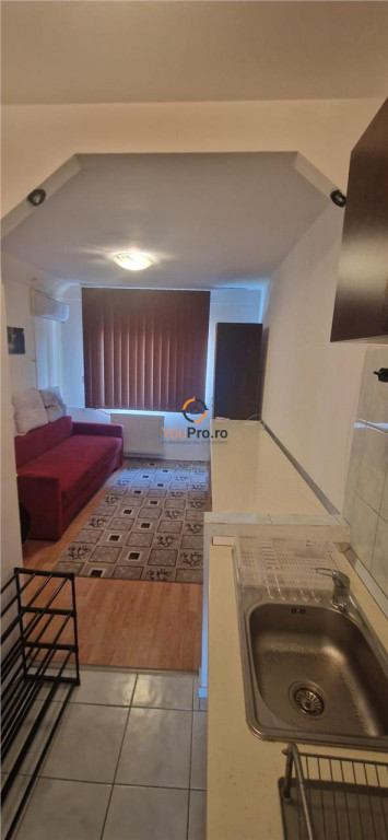 Apartament recent renovat cu centrala proprie parter zona Sa
