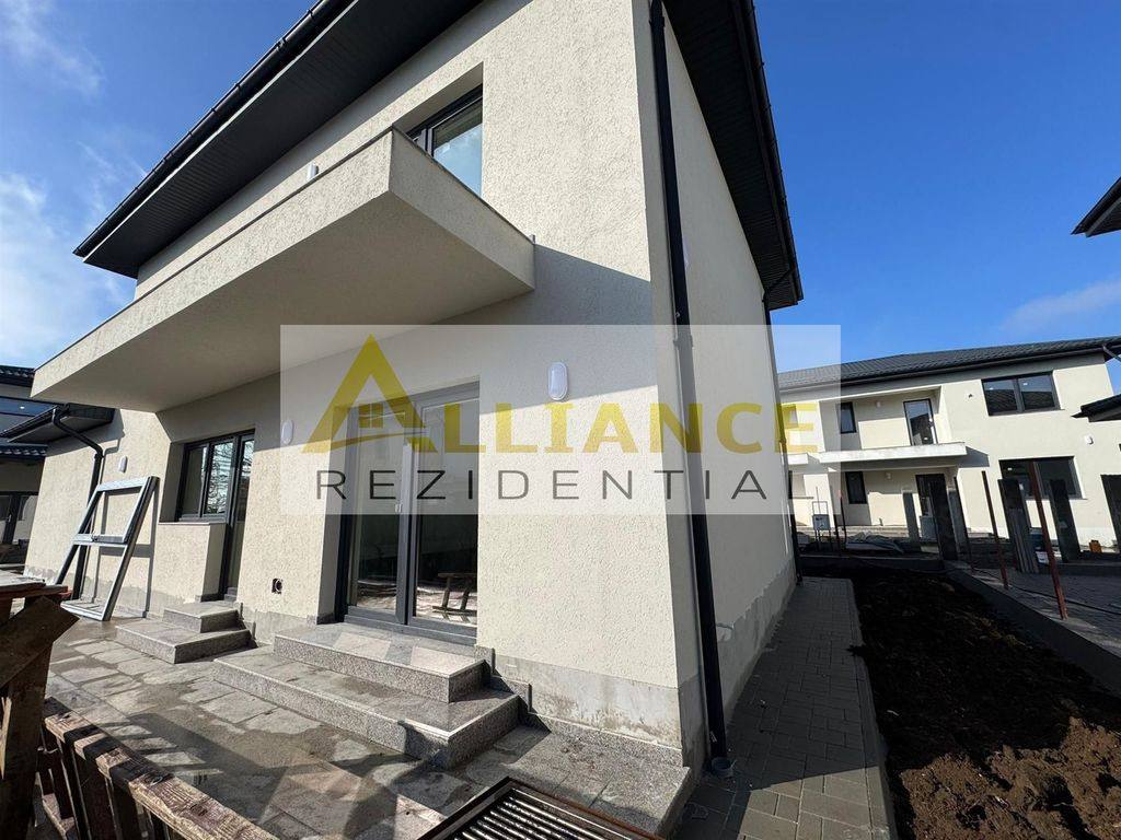 [Teren 344 mp] Vila individuala 5 camere - 3 bai