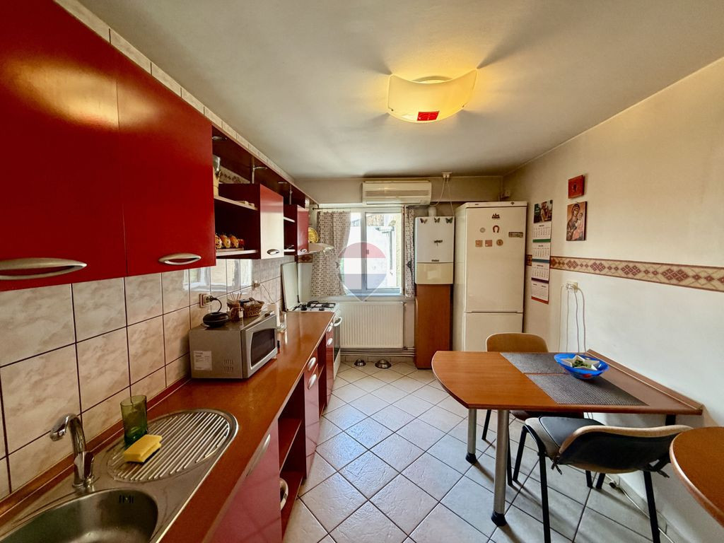 Apartament 3 camere , zona Unirea Principatelor (Unitatea de