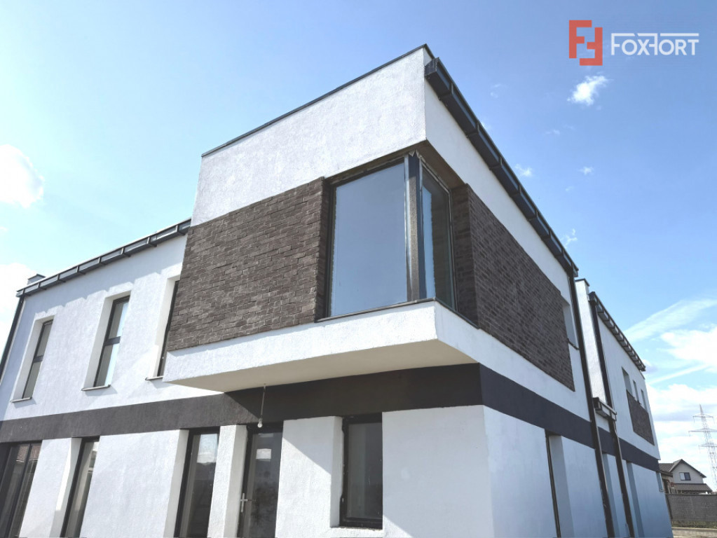 COMISION 0 % Duplex cu 5 camere de vanzare in localitatea Ur