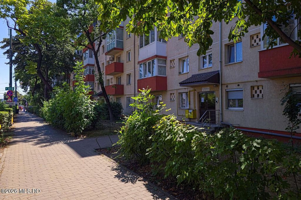 Spitalul Judetean - Rebreanu - 2 Camere, Centrala, Renova...
