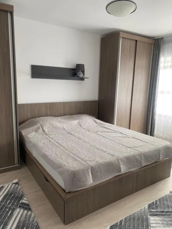 Inchiriere apartament 2 camere D, in Podul de Fier,