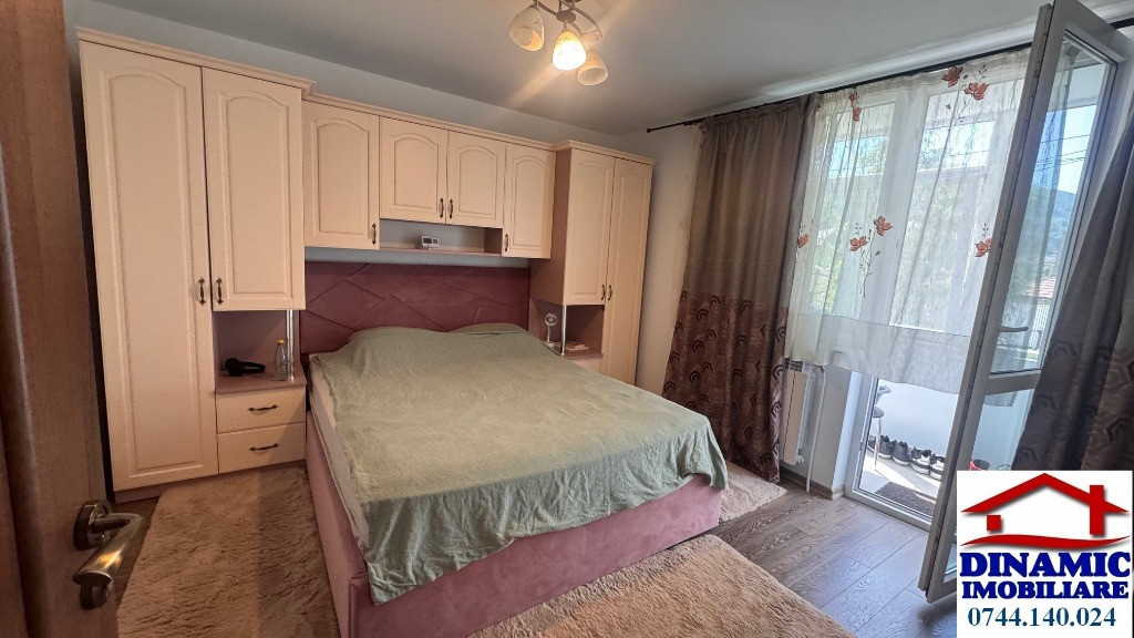 Ap 2 cam, decomandat, mobilat și utilat, et 2–Central, 79.900 Euro