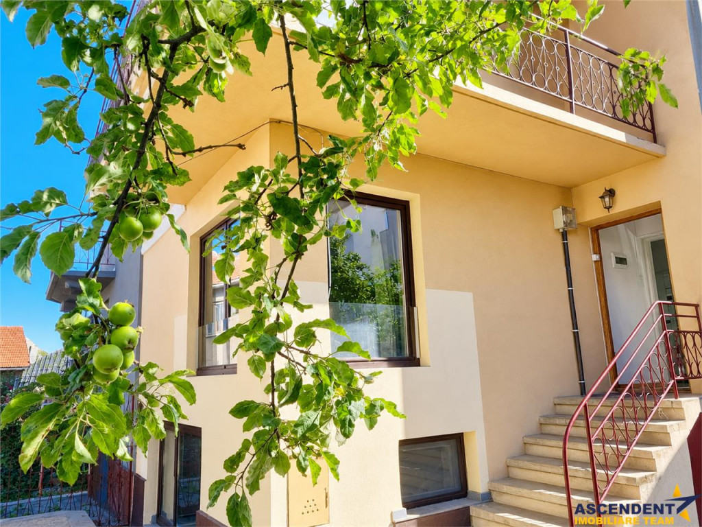 Casa cu 2 locuri de parcare in curte proprie, Stil vintage,