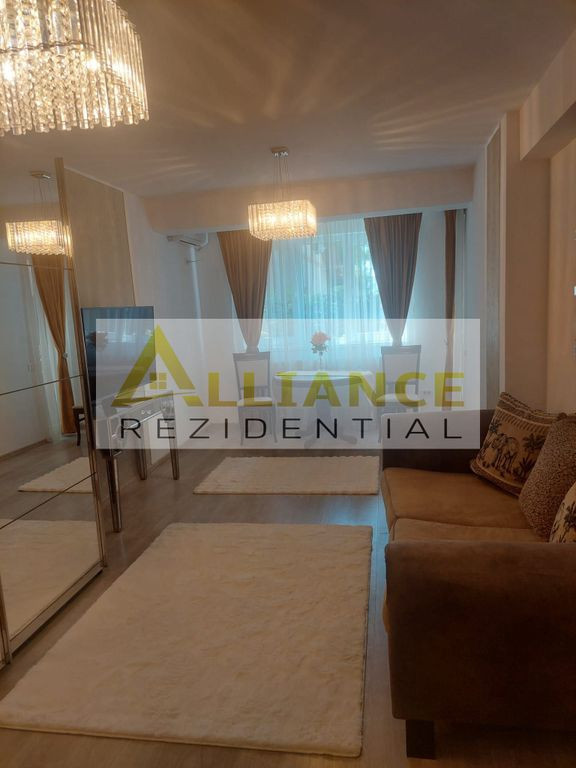 Apartament 2 camere cu gradina de vanzare Metrou Dimitrie...