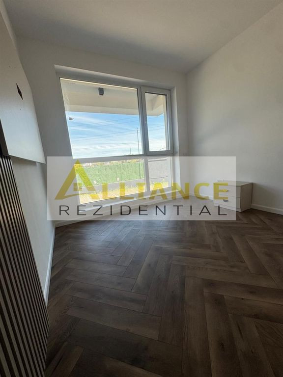 Studio + curte ~ Boutique Leordeni