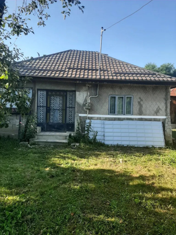 Casa si Teren mare de VANZARE langa Primarie Varbilau, Prahova