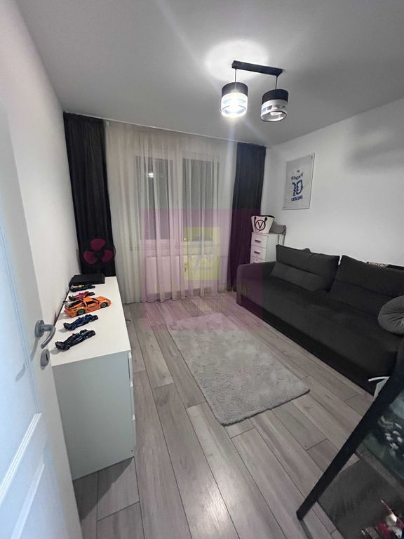 Apartament 3 camere decomandat, mobilat, str. Liviu Rebre...