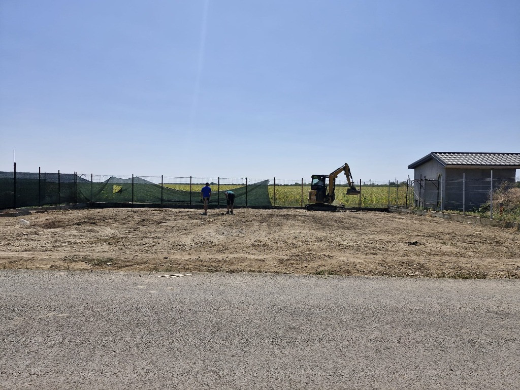 Teren intravilan 400 mp în Vidra