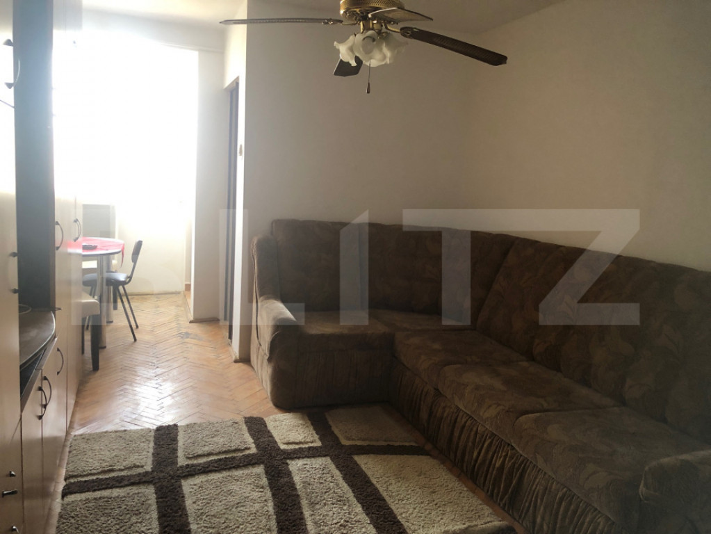 Garsoniera de inchiriat, 22 mp, zona Micro 17