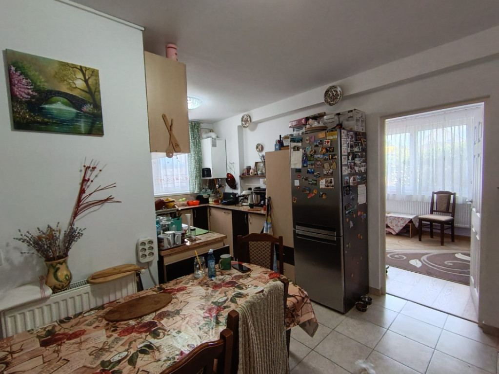 Apartament 2 camere, 56.70 mp, zona Valea Borcutului