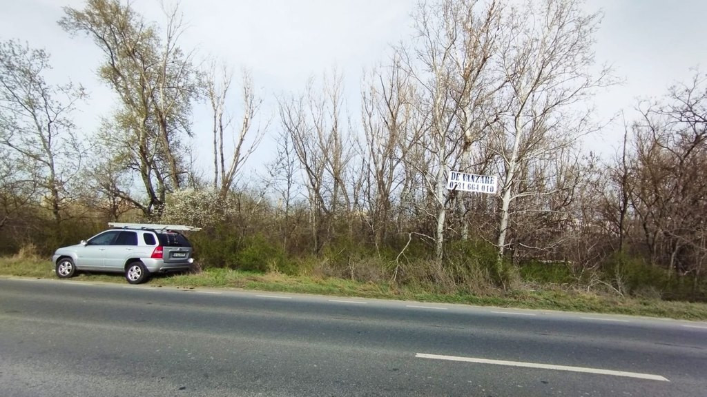 Teren intravilan 5.000 m² cu 40 m deschidere la DN2A –...