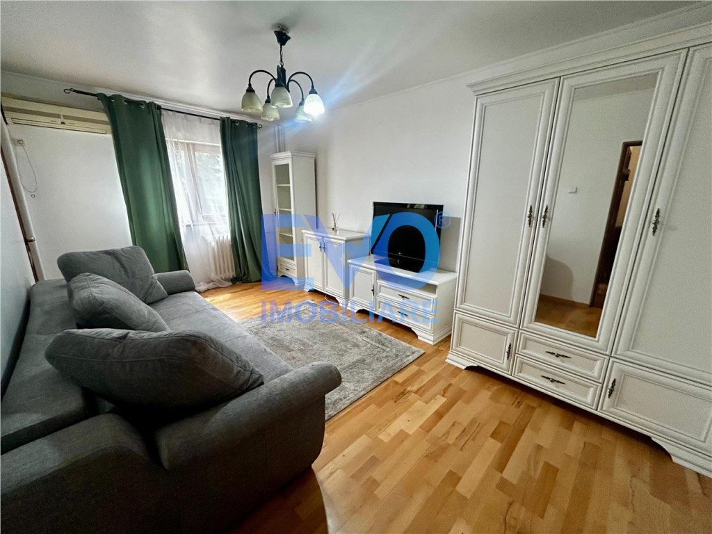 DE INCHIRIAT APARTAMENT CU 2 CAMERE CENTRAL