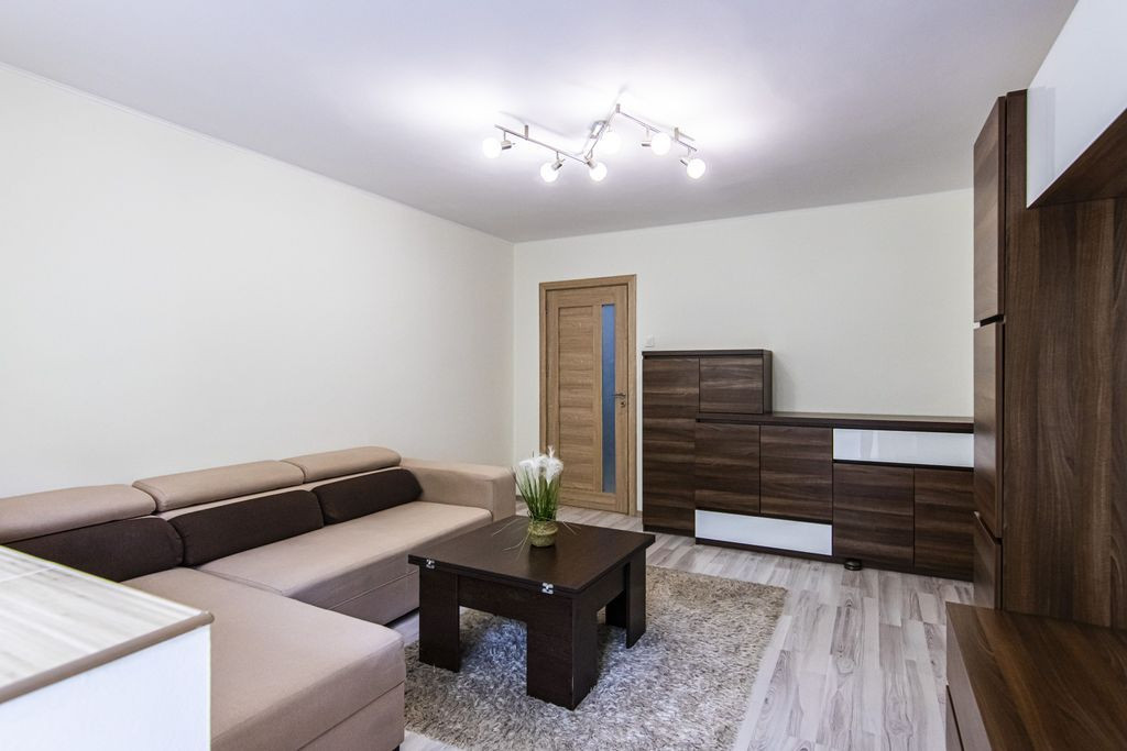 Drumul Taberei - 2 camere decomandat, Favorit, Mobilat ș...