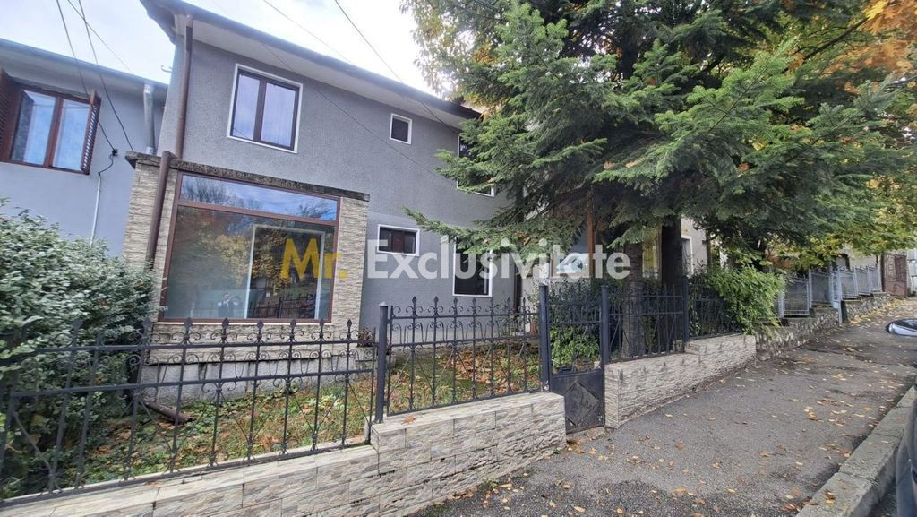 TVA inclus | Casa finisata la cheie 4 camere Trivale | Comis