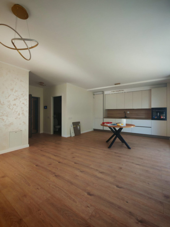 Apartament cu 2 camere in zona Gruia