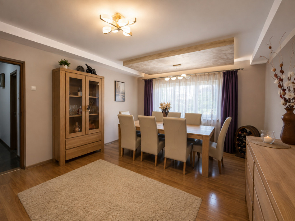 Penthouse exclusivist 186 M2C de vânzare în zona Centra...