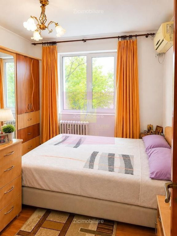 Apartament 3 camere in zona Dristor, aproape de metrou