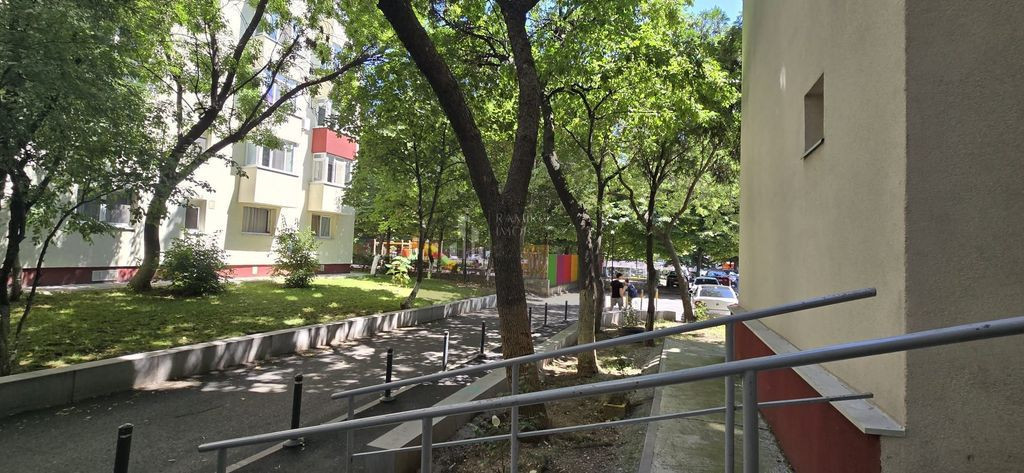 Apartament 2 camere DE RENOVAT BRANCOVEANU