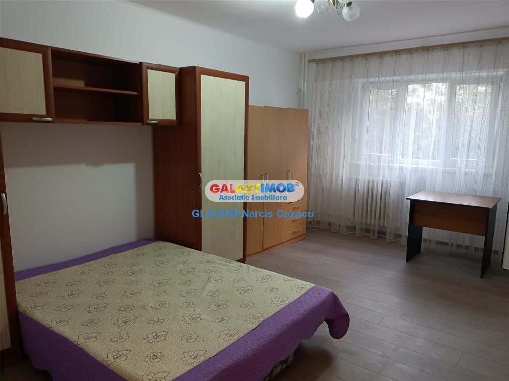 Doamna Ghica strada Cremenita etaj 3 garsoniera mobilata