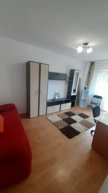 Vanzare apartament cu 2 camere in centru