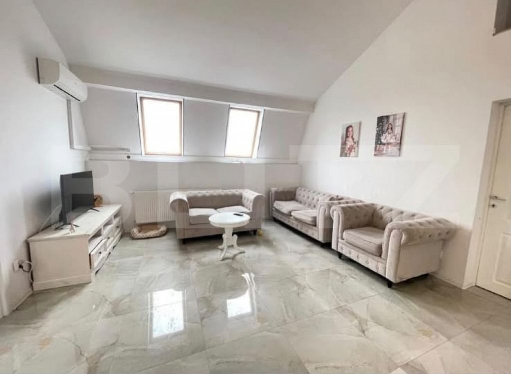 Apartament decomandat cu 3 camere, rogerius