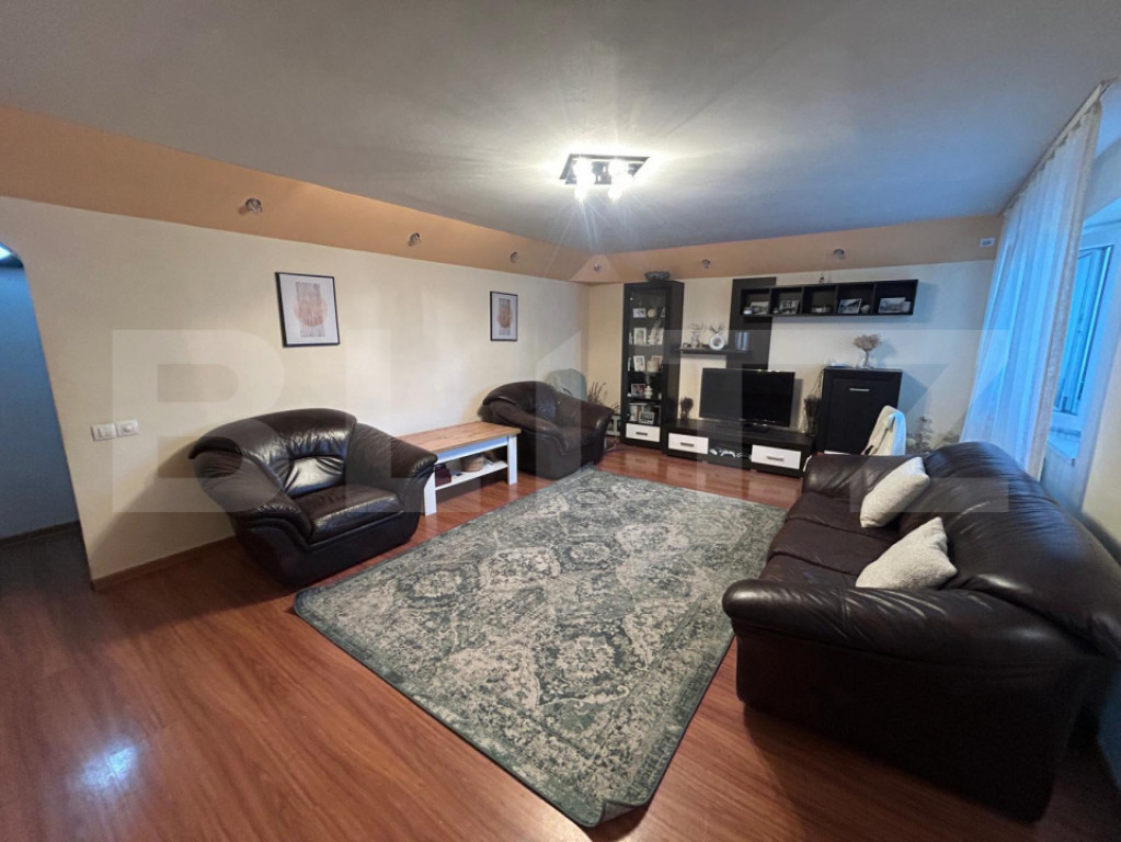 Apartament 3 camere, 67 mp, zona Micro 5