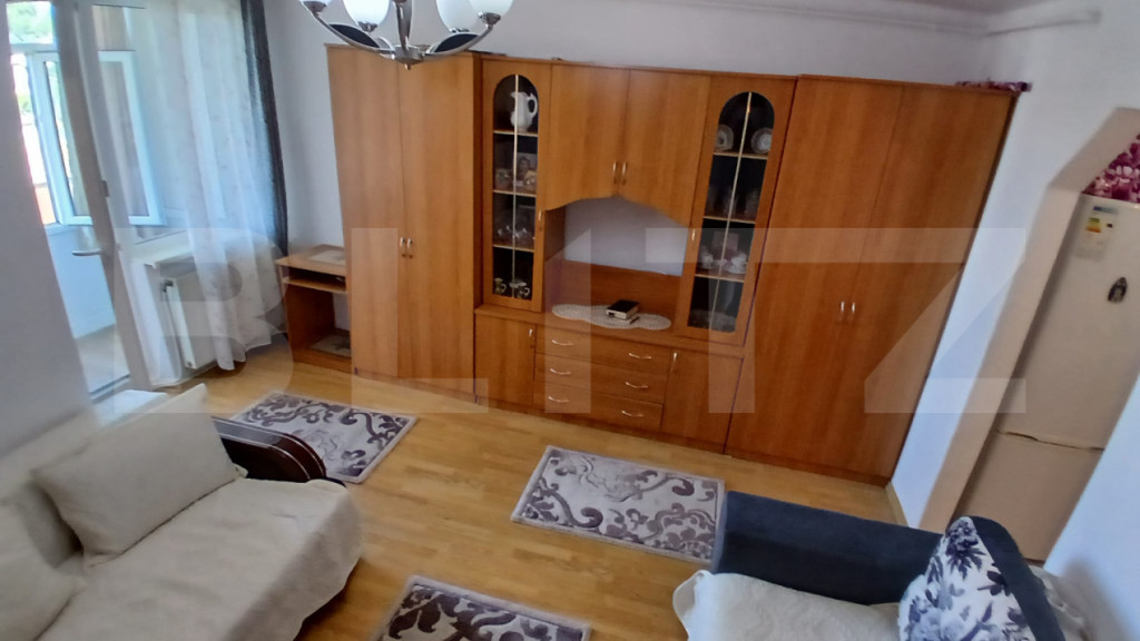 Garsonieră de vânzare în Reghin!