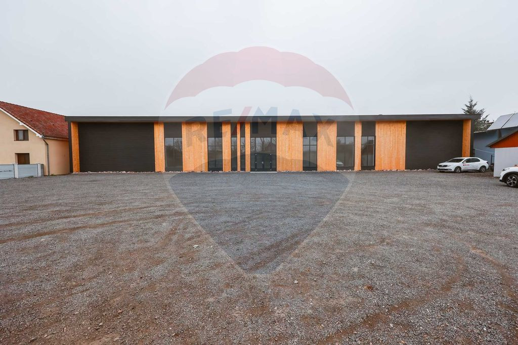Spațiu Comercial de închiriat, 450 mp utili - Aleșd