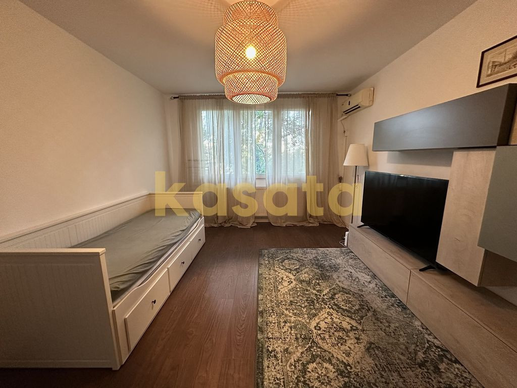 2 camere I Lipscani I etaj 1 I 43 mp I renovat I mobilat ...