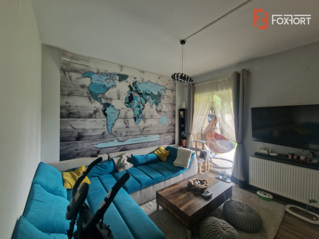 Duplex de vanzare cu 4 camere, cu teren de 303 mp, Ghiroda