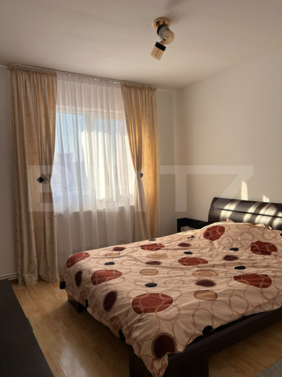 Apartament 3 camere, 71 mp, zona Nicolina