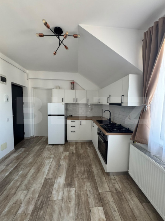 Apartament 3 camere, 50 mp, parcare, zona Tineretului