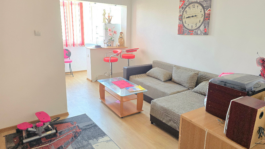 Vand garsoniera in Deva, zona Dacia, etaj 3, mobilata, utilata