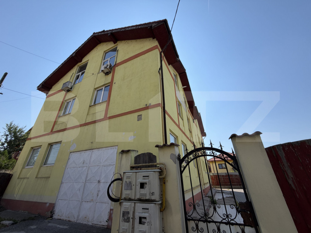 Spațiu comercial, 550 mp, zona Craiovita Noua