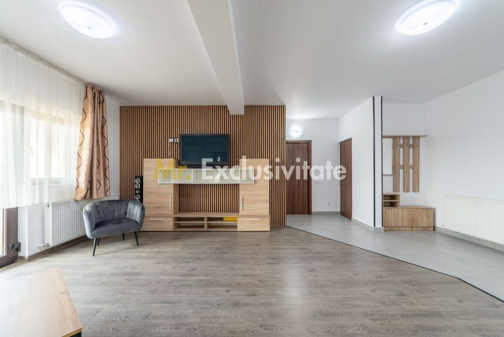 Apartament spatios de 3 camere – Strada Primaverii, Ste...