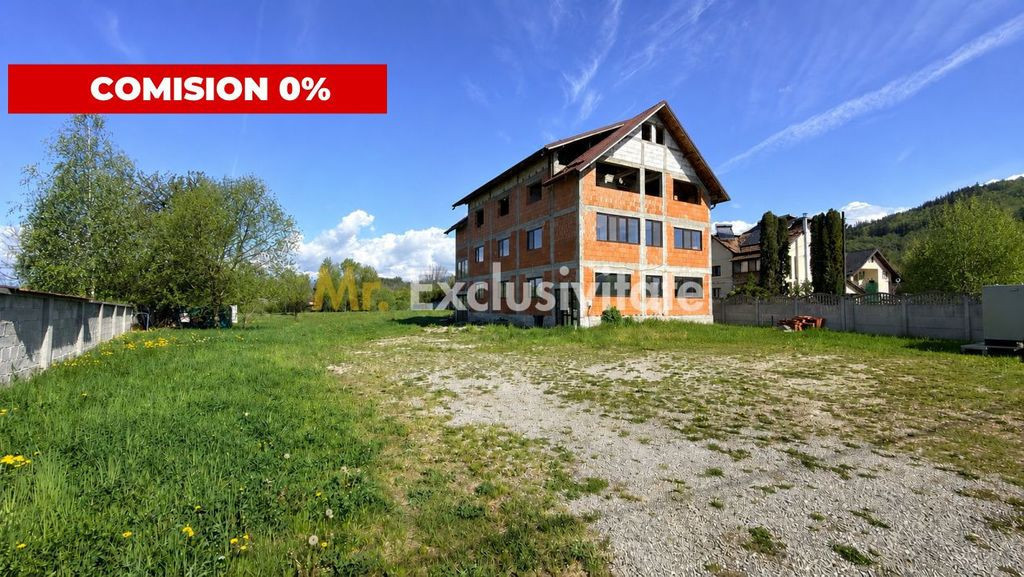 VILA S+P+E-306 MP, TEREN 2078 MP, CAMPULUNG