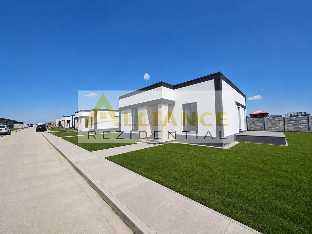 CASA PARTER-4 CAMERE- TEREN 500 MP-STR.ASFALTATA