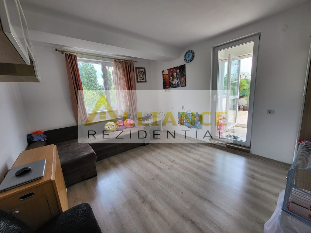 3 CAMERE SECTOR 4 - ETAJ INTERMEDIAR - 120.000eur