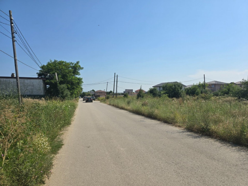 Teren de vanzare in Lazu, Cartierul Nou - 770 mp