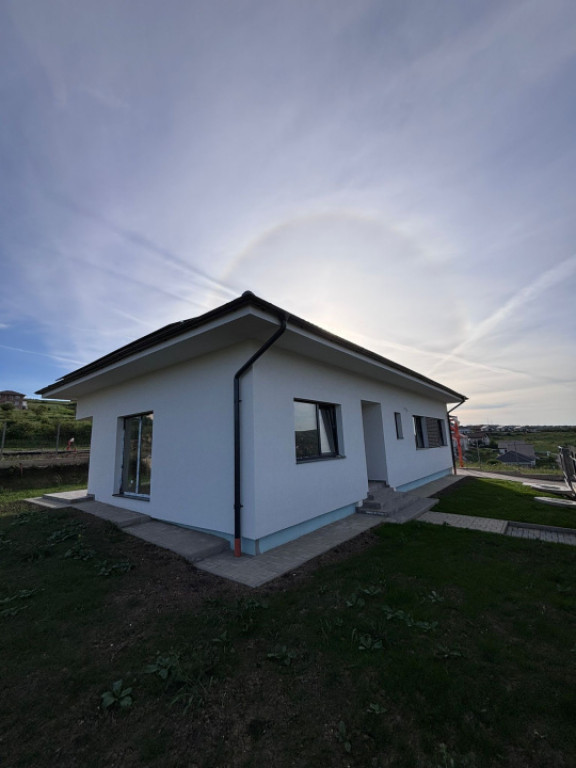 Casa individuala NZEB, 170mp utili, 500mp teren, 3 parcari C