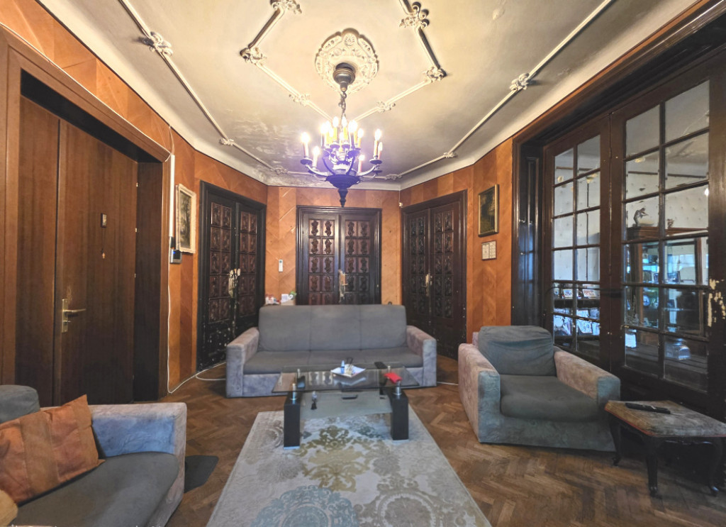 Apartament in Vila, 5 camere, Alexandru Philippide 4, de re