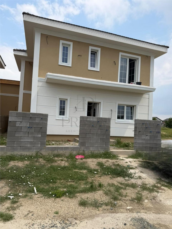 DUPLEX 1/2 DE V#194;NZARE - MOSNI#538;A NOU#258; - FINIZ#258