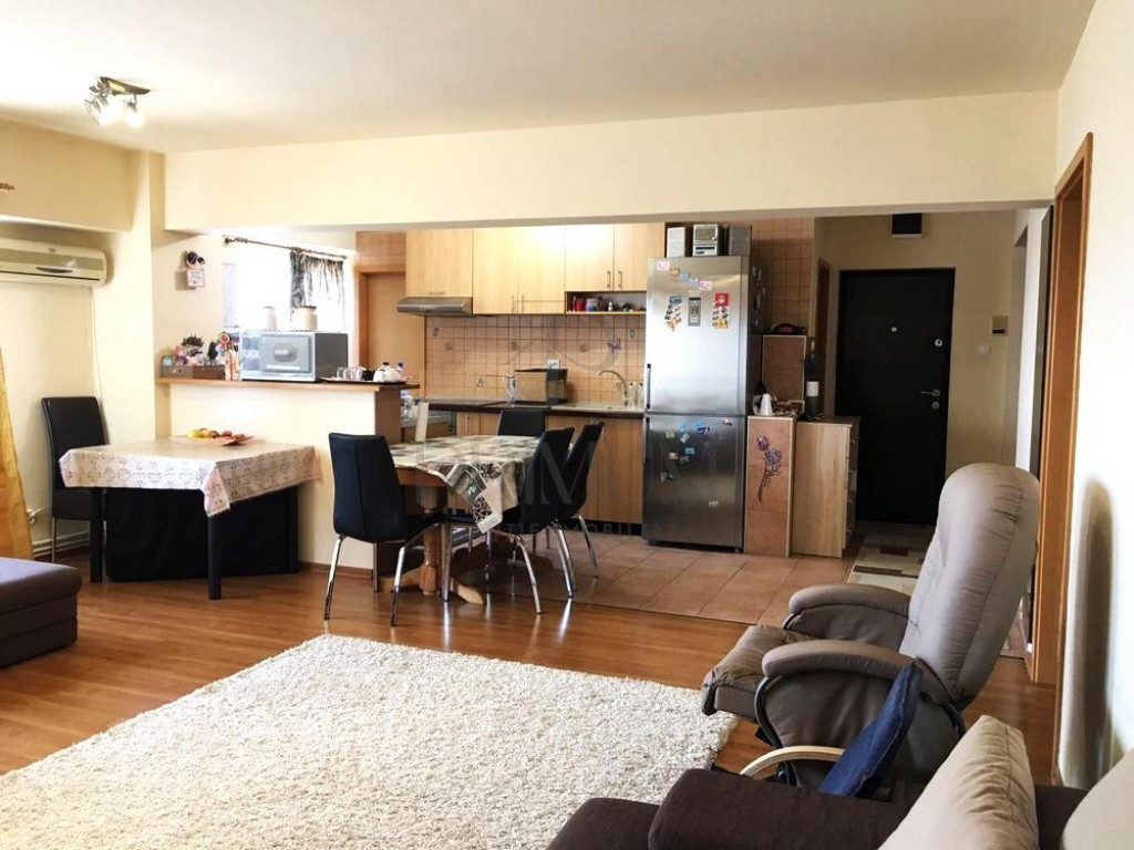SIMION BARNUTIU - ETAJ 5 - LIFT - 4 CAMERE - 2 BAI - DEBARA