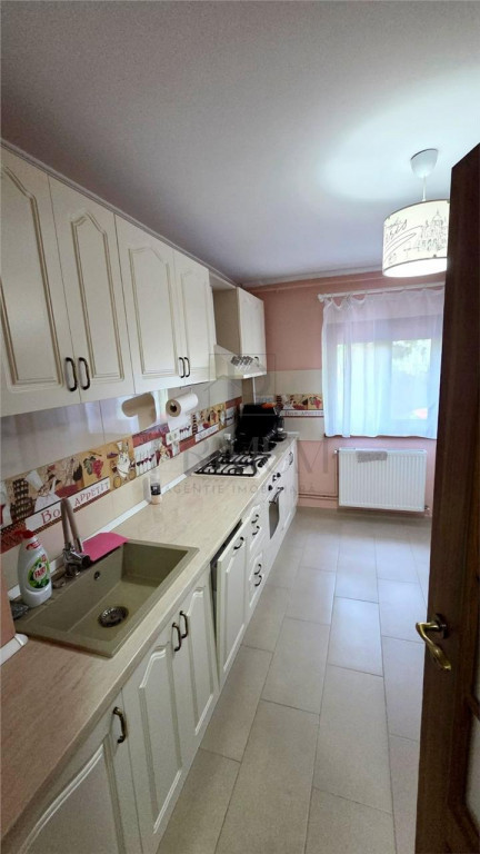 ARADULUI - PARTER INALT - 3 CAM - 2 BAI - BALCON - CENTRALA