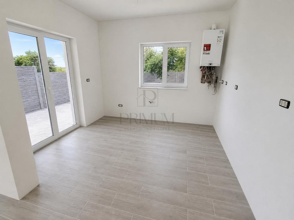 DUPLEX LA CHEIE - LA ASFALT - 4 CAMERE - 415 MP TEREN