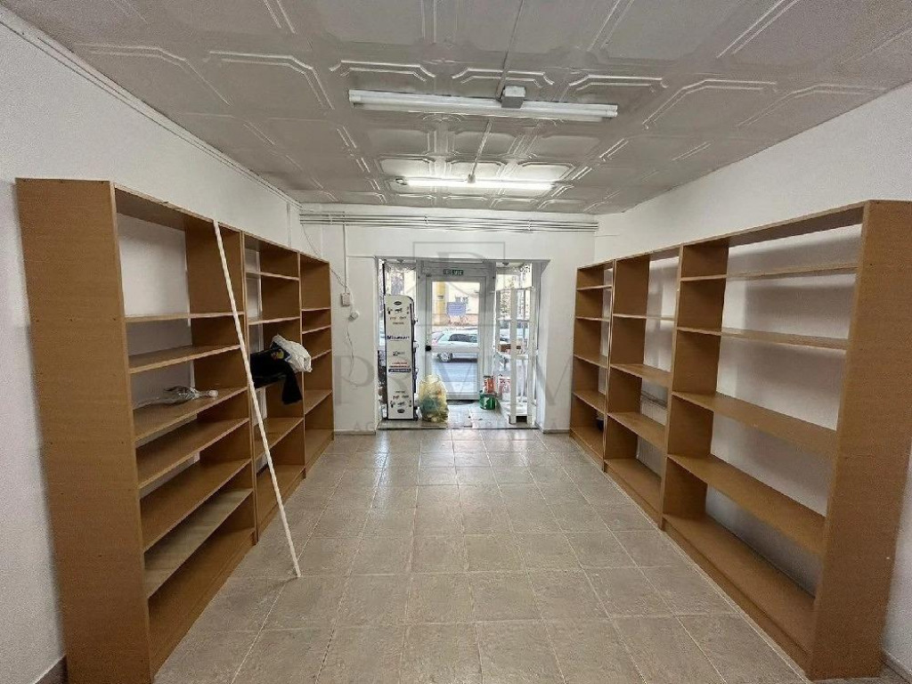 Spatiu comercial - centrala proprie - zona excelenta - 55 mp