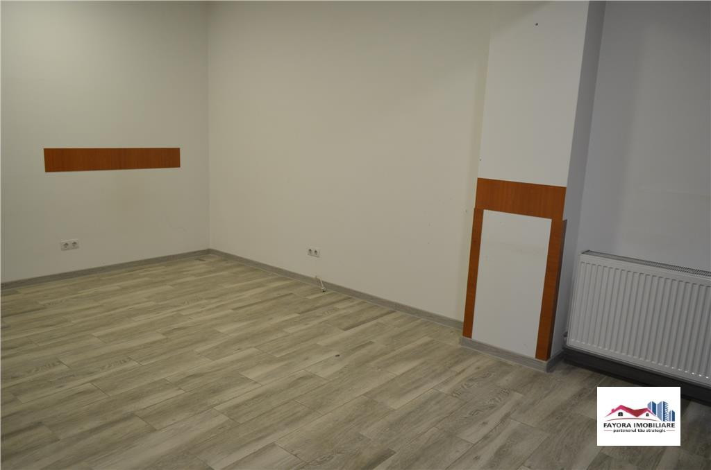 Ap. Nou 3 Camere 2 Bai si Parcare Privata de Inchiriat Zona
